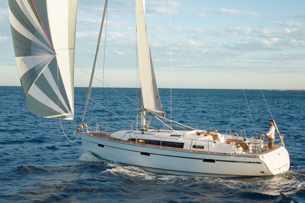 Charter Yacht Bavaria 41 Cruiser - 3 Cabins - 2015 - Lanzarote