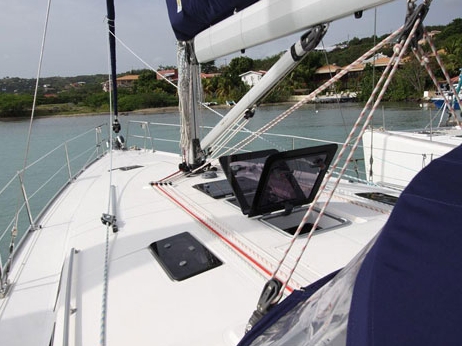 Charter Yacht Bavaria 45 - 3 Cabins - Grenada