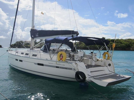 Charter Yacht Bavaria 45 - 3 Cabins - Grenada