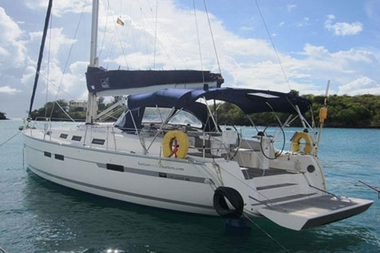 Charter Yacht Bavaria 45 - 3 Cabins - Grenada