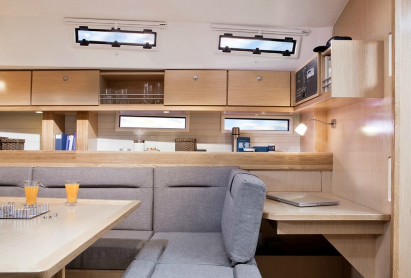 Charter Yacht Bavaria 45 - 4 Cabins - Palermo - Sicily