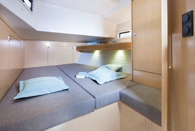 Charter Yacht Bavaria 45 - 4 Cabins - Palermo - Sicily