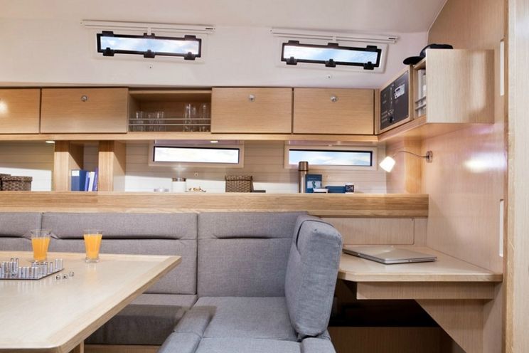 Charter Yacht Bavaria 45 - 4 Cabins - Ibiza - Barcelona