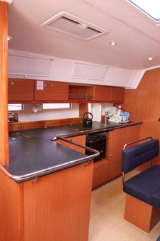 Charter Yacht Bavaria 45 - 3 Cabins - Tortola,BVI