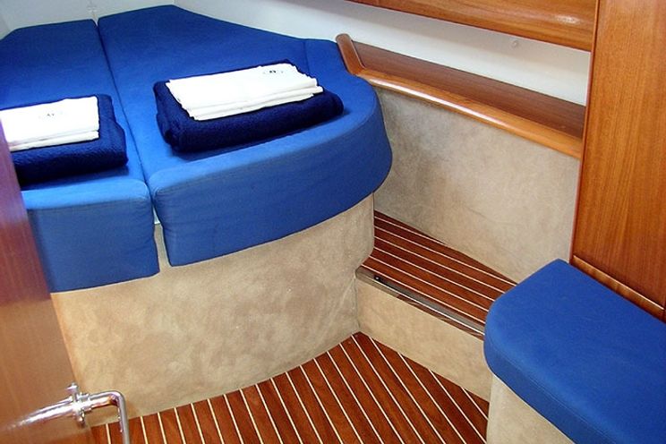 Charter Yacht Bavaria 46 - 4 Cabins - Portorosa - Sicily