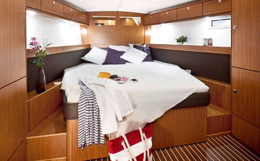 Charter Yacht Bavaria 46 Cruiser - 4 Cabins - Cannigione