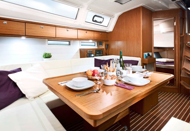 Charter Yacht Bavaria 46 Cruiser - 4 Cabins - Cannigione