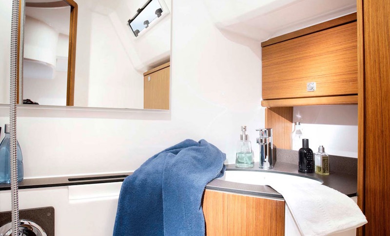 Charter Yacht Bavaria 46 Cruiser - 4 Cabins - 2017 - Split