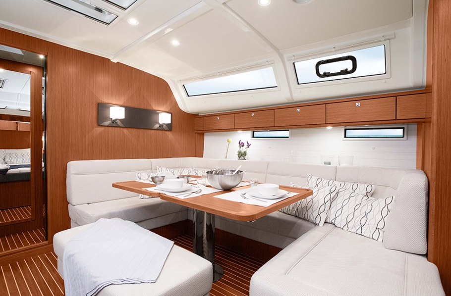 Charter Yacht Bavaria 51 - 5 Cabins - Portorosa - Sicily