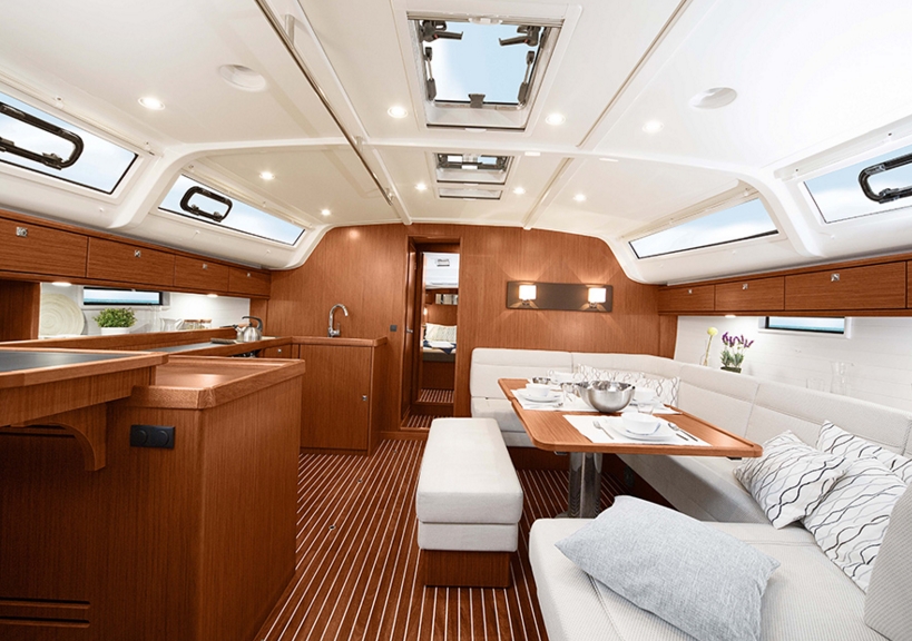 Charter Yacht Bavaria 51 - 5 Cabins - Portorosa - Sicily