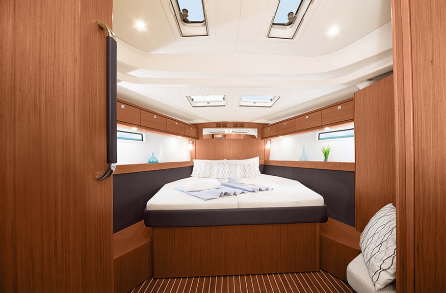 Charter Yacht Bavaria 51 - 5 Cabins - Portorosa - Sicily