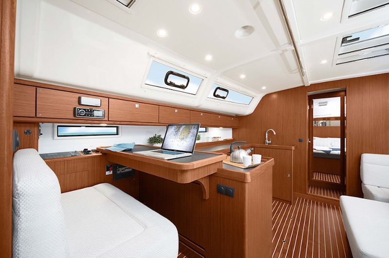Charter Yacht Bavaria 51 - 2014 - 5 Cabins - Lanzarote