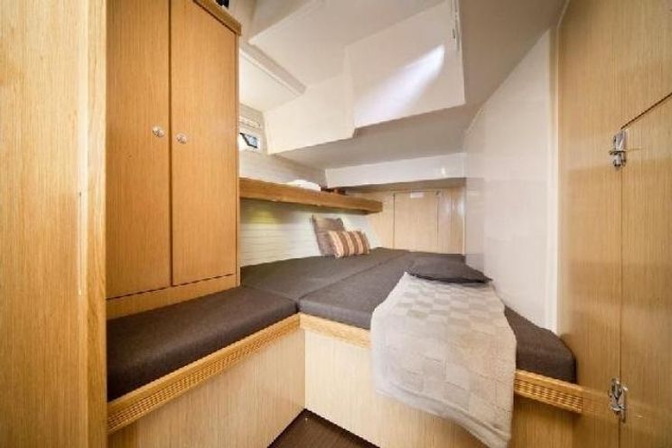 Charter Yacht Bavaria 56 Cruiser - 4 + 1 Cabins - Portorosa - Sicily