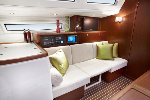 Charter Yacht Bavaria Vision 46 - 2 + 1 Cabins - Tortola,BVI