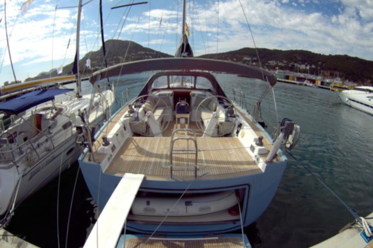 Charter Yacht Bavaria 46 - 4 Cabins - Barcelona