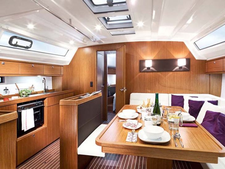 Bavaria 46 - Galley