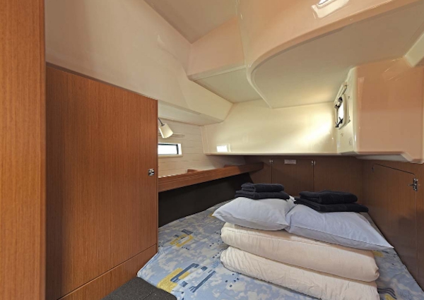 Charter Yacht Bavaria 46 Cruiser - 4 Cabins - 2017 - Trogir