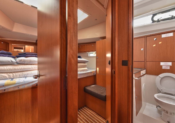 Charter Yacht Bavaria 46 Cruiser - 4 Cabins - 2017 - Trogir