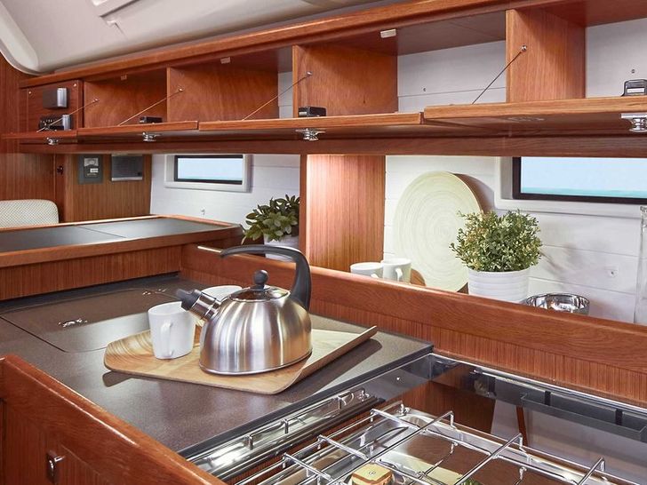 Bavaria Cruiser 51 Kitchen Bavaria Cruiser 51 Kitchen