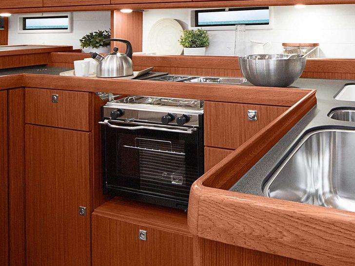 Bavaria Cruiser 51 Kitchen Bavaria Cruiser 51 Kitchen