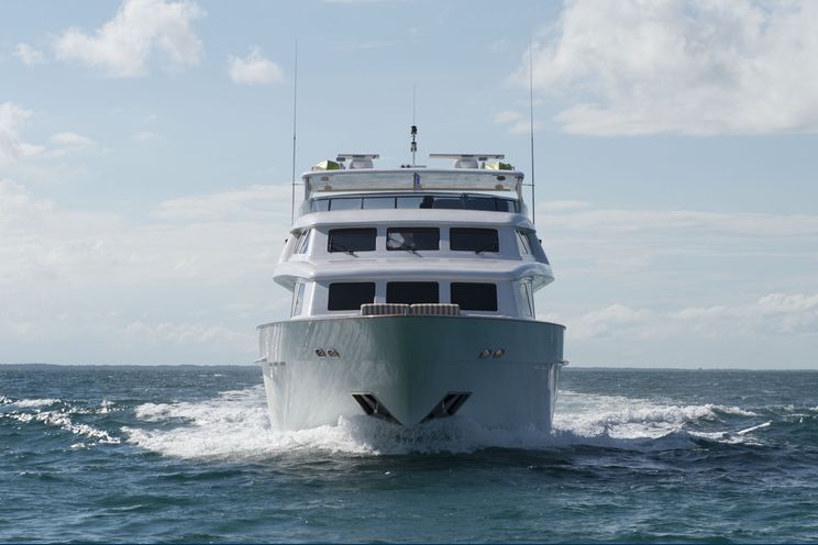 Charter Yacht BEACHFRONT - Hargrave 108 - 5 Cabins - Nassau - Paradise Island - Georgetown