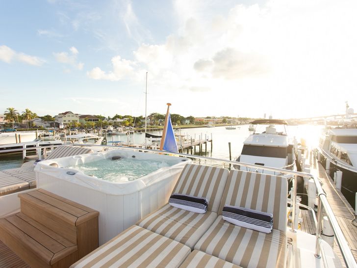 BEACHFRONT - Crewed Motor Yacht - Sunpads