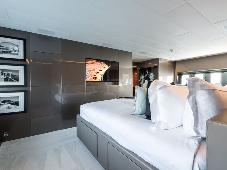 BEACHOUSE Mangusta 130 master cabin bed and TV BEACHOUSE Mangusta 130 master cabin bed and TV