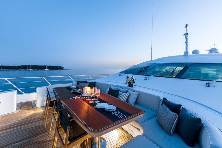 Charter Yacht BEACHOUSE - Mangusta 130 - 4 Cabins - Monaco - Cannes - St Tropez - French Riviera