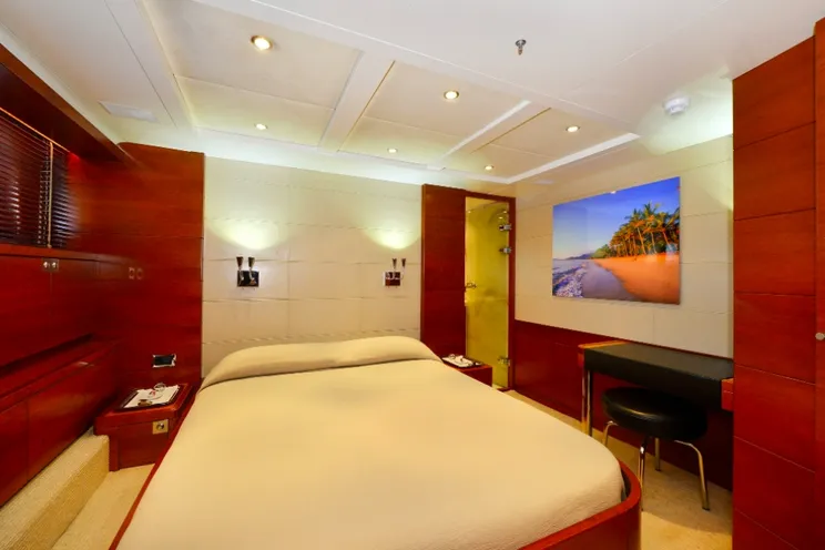 Charter Yacht BELUGA - Moonen 34m - 5 Cabins - Australia - Whitsundays - Solomon Islands - Papau New Guinea