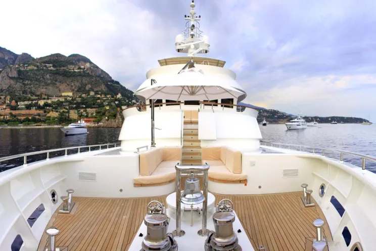 Charter Yacht BELUGA - Moonen 34m - 5 Cabins - Australia - Whitsundays - Solomon Islands - Papau New Guinea