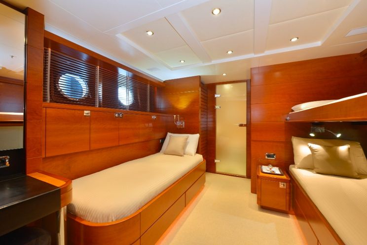 Charter Yacht BELUGA - Moonen 34m - 5 Cabins - Australia - Whitsundays - Solomon Islands - Papau New Guinea