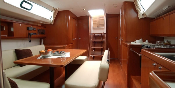 Charter Yacht Beneteau 43 - 3 Cabins - British Virgin Islands