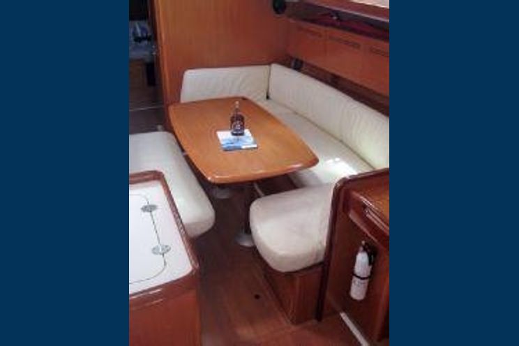 Charter Yacht Beneteau 50 - 5 Cabins - Tortola,BVI