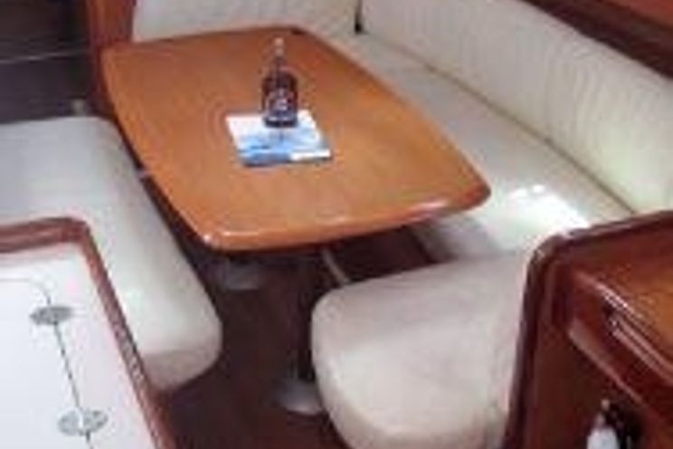 Charter Yacht Beneteau 50 - 5 Cabins - Tortola,BVI