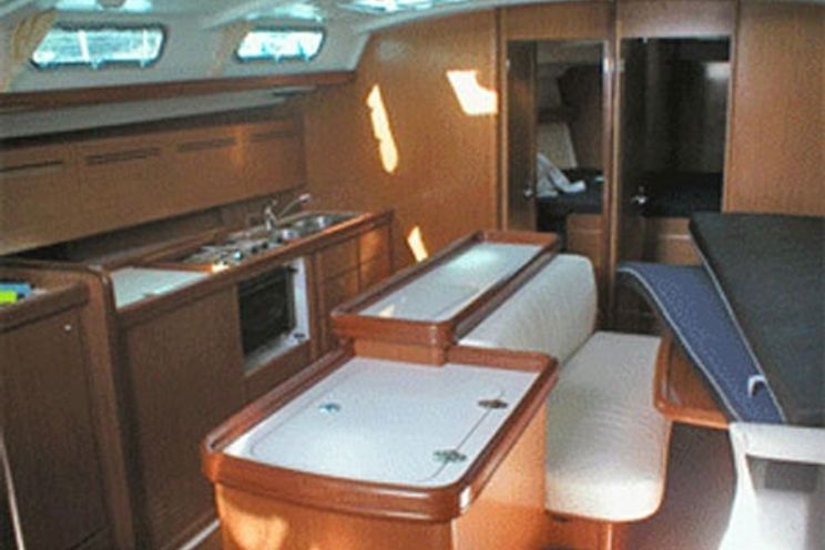 Charter Yacht Beneteau 51.5 - 4 + 1 Cabins - Grenada