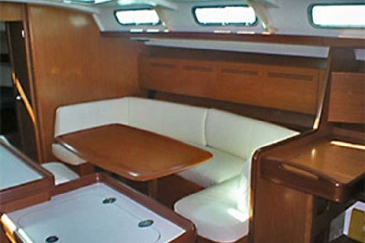Charter Yacht Beneteau 51.5 - 4 + 1 Cabins - Grenada