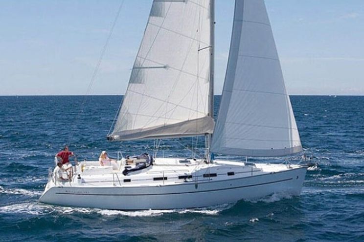 Charter Yacht Beneteau Oceanis 393 - 3 Cabins - Kastela - Croatia