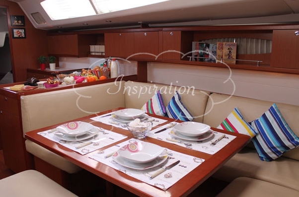 Charter Yacht Beneteau Oceanis 54 - 4+1 Cabins - Greece