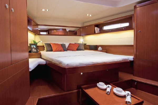 Charter Yacht Beneteau Oceanis 57 - 3 + 1 Cabins - Split - Croatia