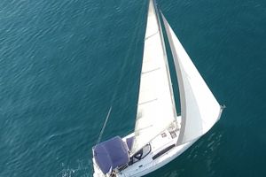 Beneteau Oceanis 43 - Seven Seas - 4 Cabins - Greece Beneteau Oceanis 43 - Seven Seas - 4 Cabins - Greece