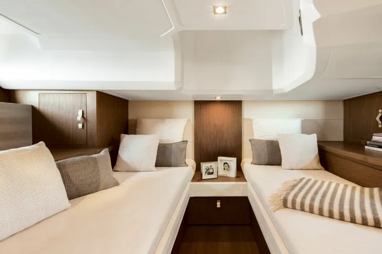 Charter Yacht Gran Turismo 40 - 2 cabins - Ajaccio - Bonifacio