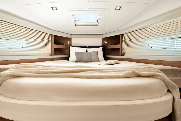 Charter Yacht Gran Turismo 40 - 2 cabins - Ajaccio - Bonifacio