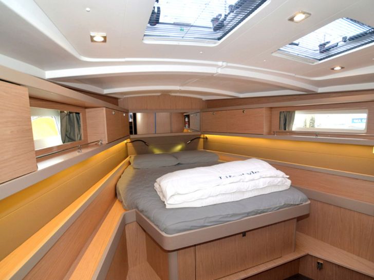 Beneteau Oceanis 45 Cabin