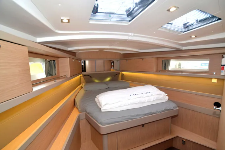 Charter Yacht Beneteau Oceanis 45 - 3 Cabins - 2018 - San Juan Islands