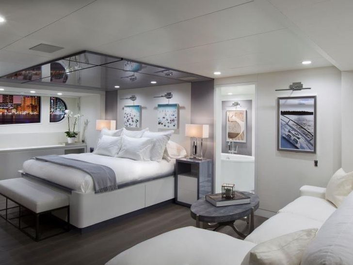 Master Cabin Master Cabin