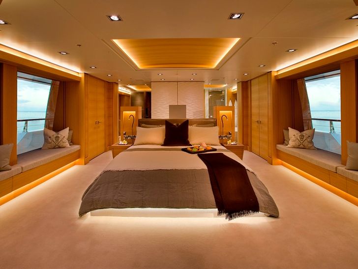 BIG FISH - McMullen and Wing 45m - Master Stateroom