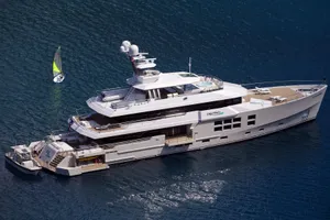 BIG FISH - McMullen and Wing 45m - 5 Cabins - Tahiti - South Pacific BIG FISH - McMullen and Wing 45m - 5 Cabins - Tahiti - South Pacific