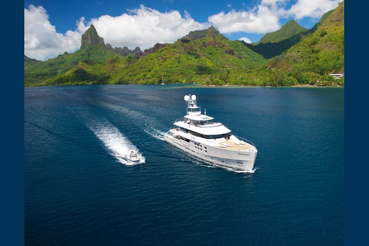 Charter Yacht BIG FISH - McMullen and Wing 45m - 5 Cabins - Tahiti - South Pacific