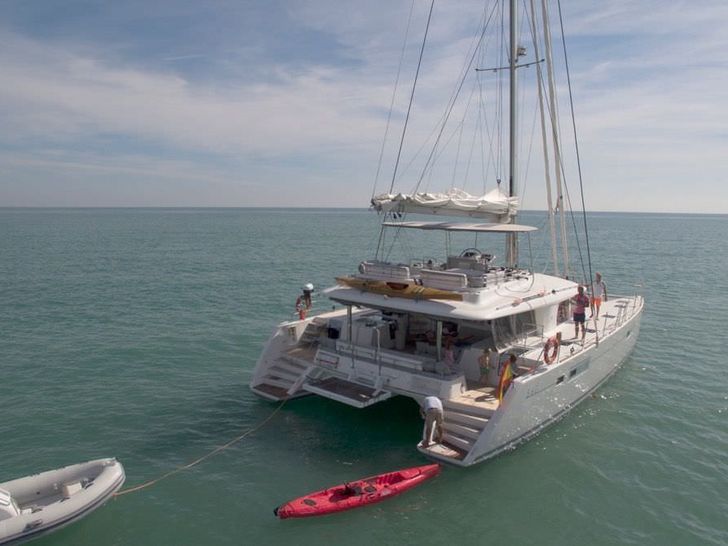 BIG GANI Lagoon 560 - anchored with the water toys BIG GANI Lagoon 560 - anchored with the water toys