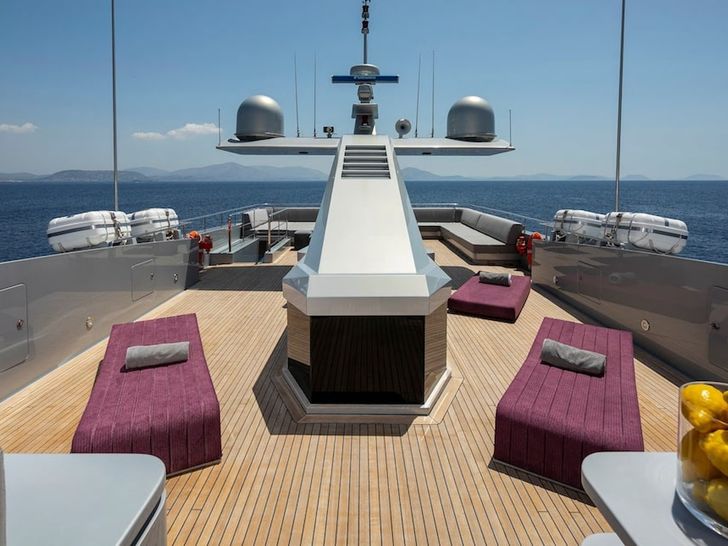 Admiral 42m Motor yacht BILLA Sunbathing